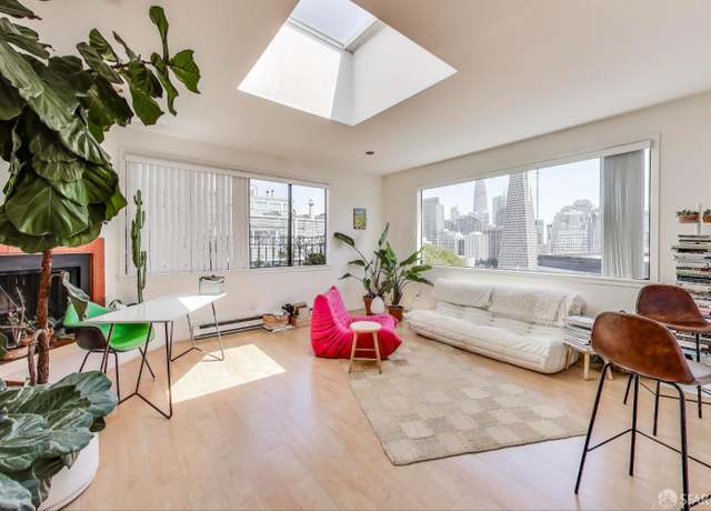 Property at 1217-1219 Kearny St, San Francisco, CA 94133, 4 beds, 4 baths