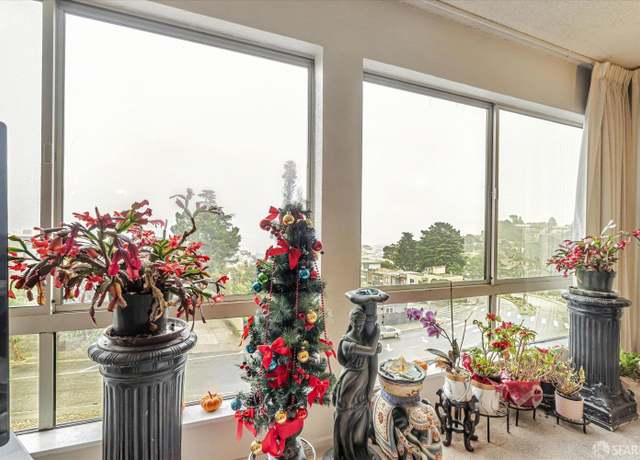 Property at 5160 Diamond Heights Blvd Unit 208C, San Francisco, CA 94131, 2 beds, 2 baths