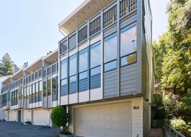 Property at 166 Professional Center Pkwy #166, San Rafael, CA 94903, 3 beds, 2.5 baths