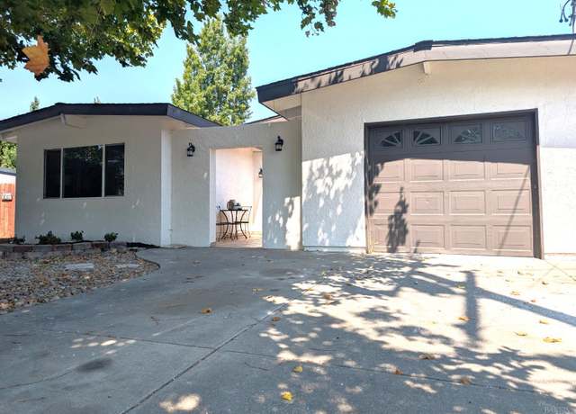 Property at 126 Los Altos Pl, American Canyon, CA 94503, 4 beds, 3 baths