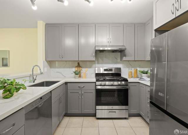 Property at 305 Oak Ct, Daly City, CA 94014, 3 beds, 2 baths