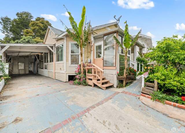 Property at 8921 Dowling St, Oakland, CA 94605, 3 beds, 2 baths