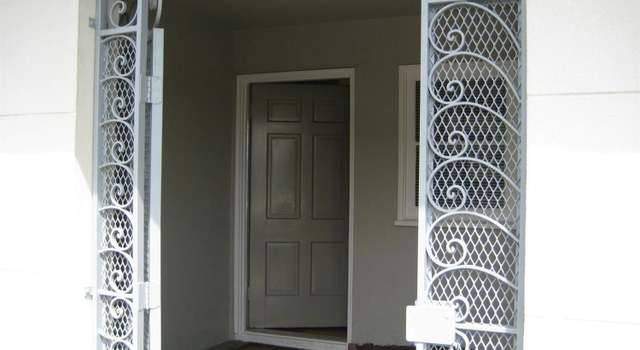 Photo of 1890 43rd Ave, San Francisco, CA 94116
