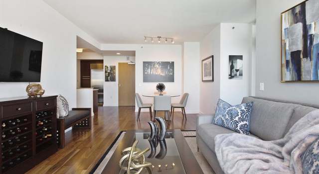 Photo of 425 1st St #4408, San Francisco, CA 94105