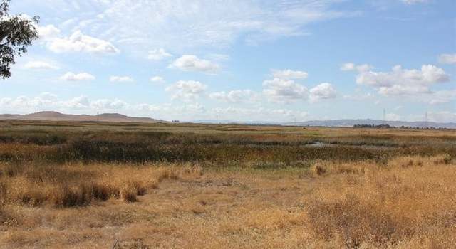 Photo of 1225 Gray Hawk Ln, Suisun City, CA 94585