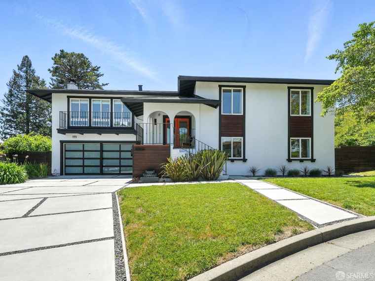 Photo of 27895 Adobe Ct Hayward, CA 94542