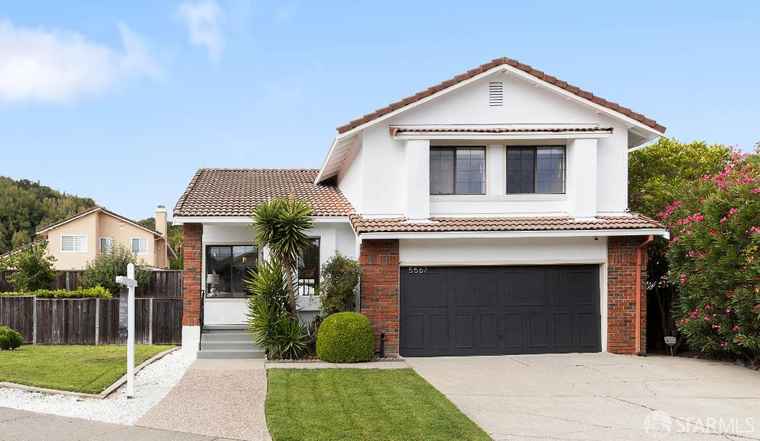 Photo of 5567 Woodview Dr El Sobrante, CA 94803