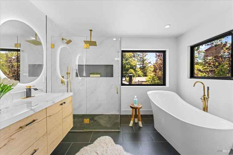 Photo of 295 Foothill Blvd Napa, CA 94558