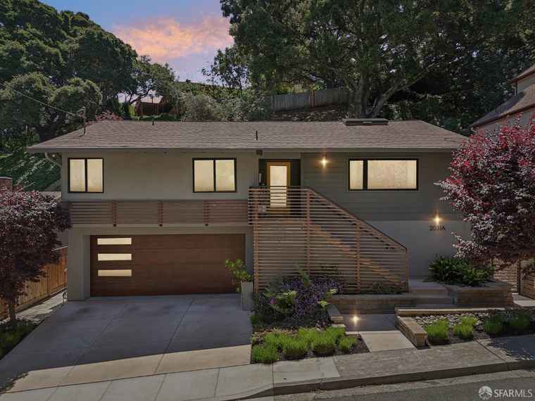 Photo of 2031 Buena Vista Dr Pinole, CA 94564