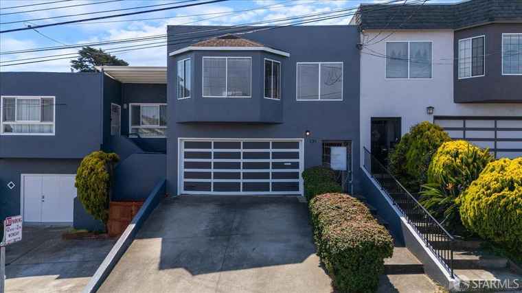 Photo of 131 Vienna St San Francisco, CA 94112