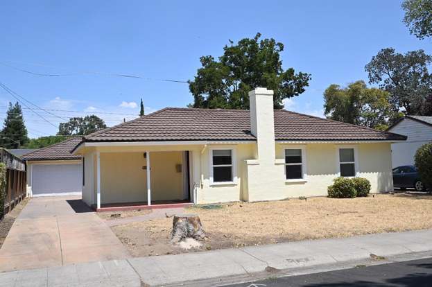 22 Flora St Stockton Ca 95202 Mls 221051264 Redfin