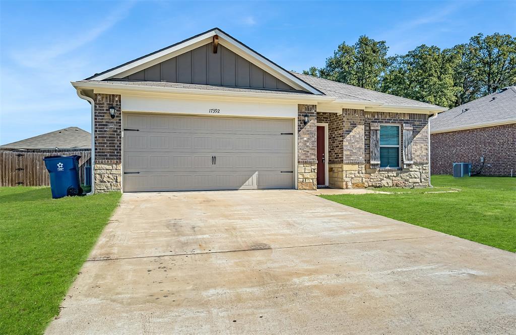 17392 Stacy St, Lindale, TX 75771 | MLS# 20466010 | Redfin