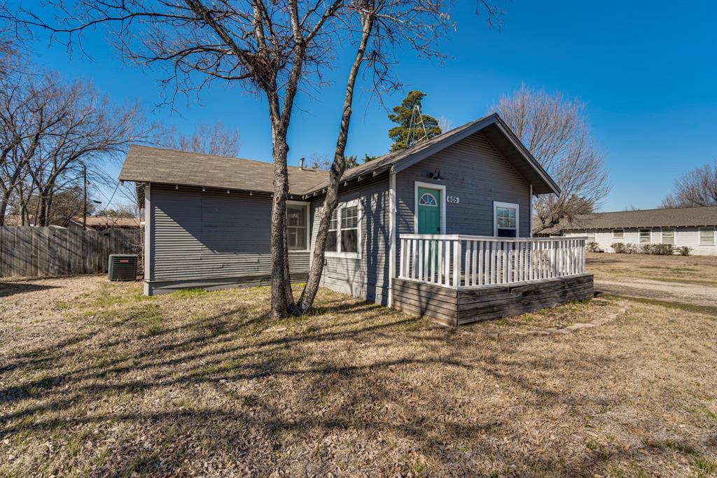 605 S Church St, Ferris, TX 75125 | MLS# 20248303 | Redfin