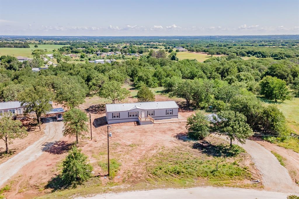 124 Griffin St, Azle, TX 76020 | MLS# 20645381 | Redfin