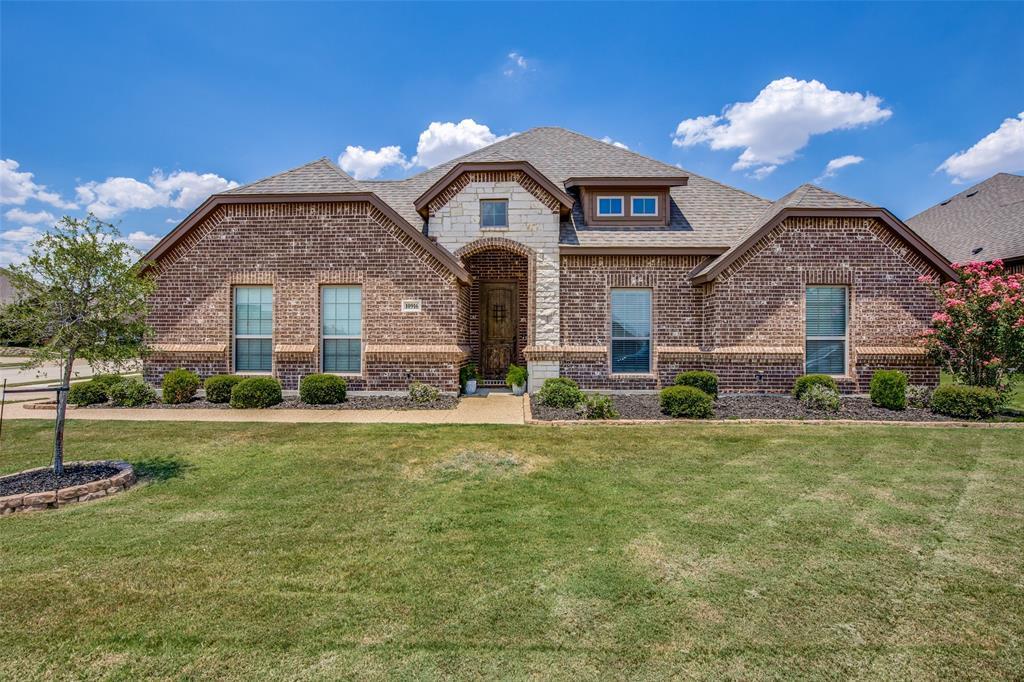 10916 Tour Trl, Benbrook, TX 76126 | MLS# 20102526 | Redfin