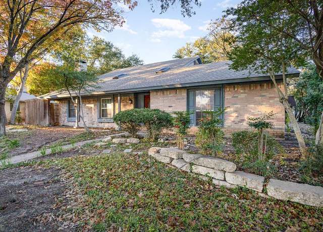 Property at 33 Merrie Cir, Richardson, TX 75081, 3 beds, 2.5 baths