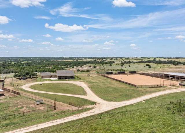 Property at 5470 County Road 398, Stephenville, TX 76401, 5 beds, 3 baths