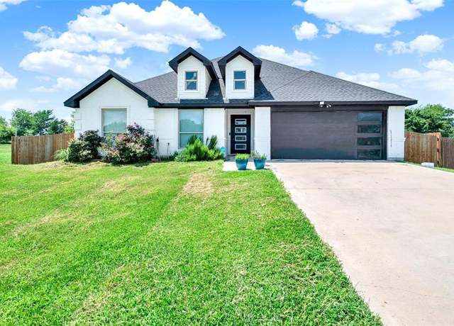 Property at 10605 Lago Vis, Quinlan, TX 75474, 4 beds, 2 baths