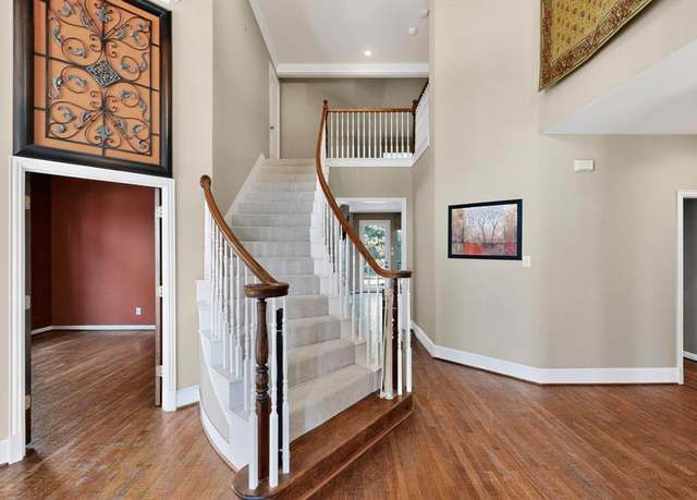 Property at 2421 Windy Ridge Ct, Plano, TX 75025, 4 beds, 3 baths