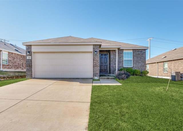 Property at 1416 Waggoner Dr, Aubrey, TX 76227, 3 beds, 2 baths