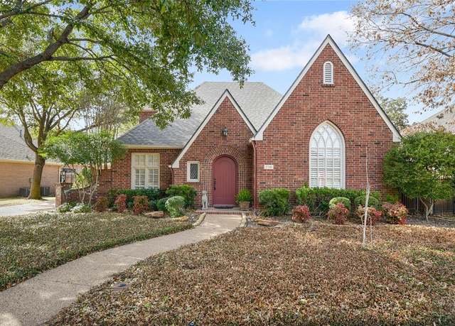 Property at 2740 Manorwood Trl, Fort Worth, TX 76109, 3 beds, 2.5 baths