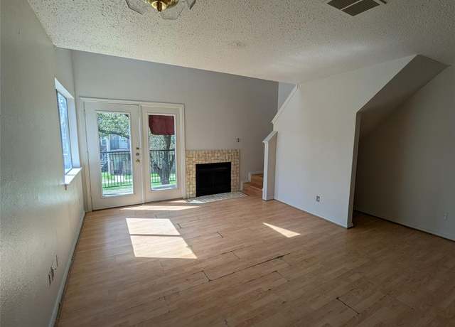 Property at 9833 Walnut St Unit Q201, Dallas, TX 75243, 1 bed, 1 bath