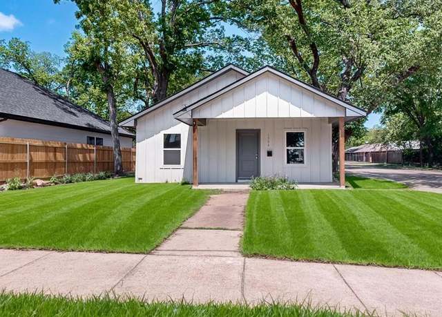 Property at 1500 W Collin, Corsicana, TX 75110, 3 beds, 3 baths
