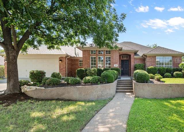Property at 3809 Woodside Dr, Arlington, TX 76016, 3 beds, 2 baths