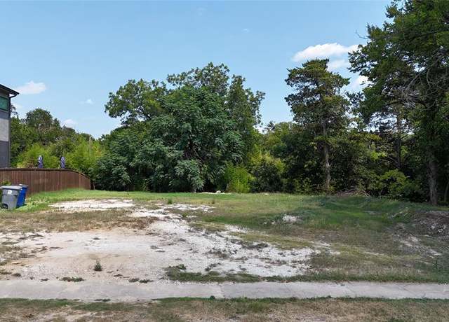 Property at 840 Cumberland St, Dallas, TX 75203