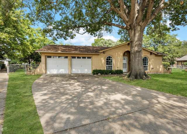 Property at 7529 Susan Ct, North Richland Hills, TX 76180, 3 beds, 2 baths