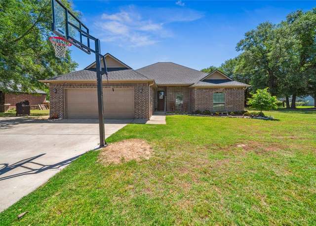 Property at 81 Starview Dr, Star Harbor, TX 75148, 3 beds, 2 baths