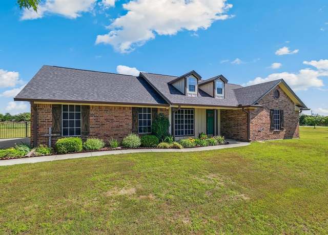 Property at 178 County Road 3324, Greenville, TX 75402, 3 beds, 2 baths