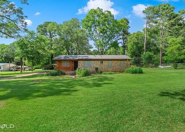 Property at 4912 Michelle Ln, Shreveport, LA 71107, 3 beds, 1.5 baths