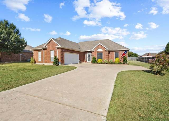Property at 406 Sunshine Trl, Bells, TX 75414, 3 beds, 2 baths