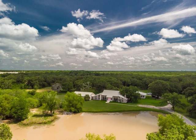 Property at 993 Peachtree Cutoff Rd, College Station, TX 77845, 5 beds, 4 baths