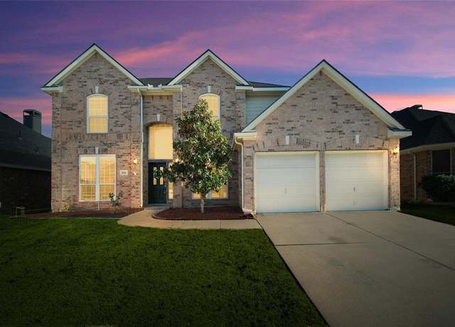 Property at 6413 Greenbriar Ln, Fort Worth, TX 76132, 4 beds, 2.5 baths