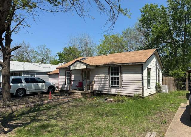 Property at 605 E Ross St, Waxahachie, TX 75165, 3 beds, 1 bath