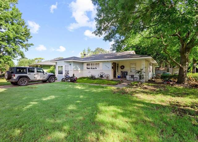 Property at 1015 W Belden St, Sherman, TX 75092, 3 beds, 1 bath