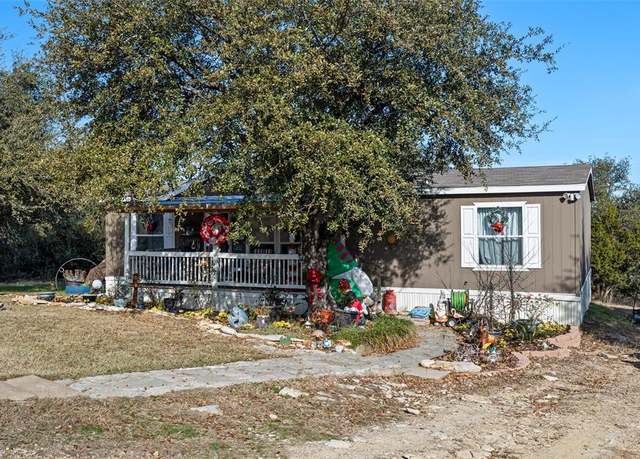 Property at 3208 Gregory Ct, Granbury, TX 76048, 3 beds, 2 baths