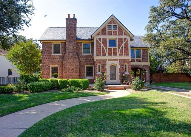 Property at 2432 Medford Ct W, Fort Worth, TX 76109, 4 beds, 4.5 baths