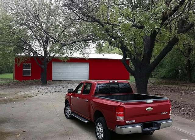 Property at 511 Rogers Rd, Newark, TX 76071, 3 beds, 2 baths