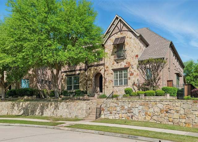 Property at 112 Aransas Dr, Irving, TX 75039, 4 beds, 4.5 baths