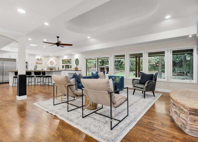 Property at 7409 Lochwood Ct, Fort Worth, TX 76179, 4 beds, 3 baths