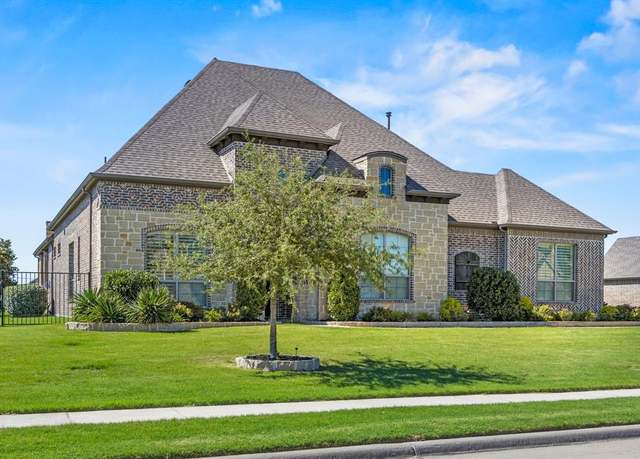 Property at 305 Toulouse Ln, Heath, TX 75032, 4 beds, 3.5 baths