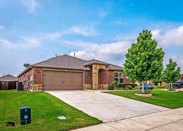 Property at 1911 Meadow Crest Dr, Princeton, TX 75407, 4 beds, 2 baths