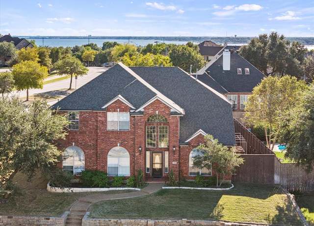 Property at 1705 Bayhill Dr, Rockwall, TX 75087, 5 beds, 3.5 baths