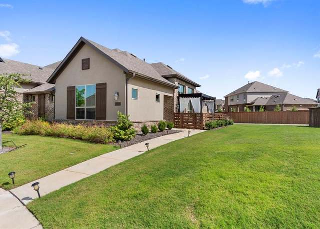 Property at 2738 Westbank Trl, Garland, TX 75042, 2 beds, 2 baths