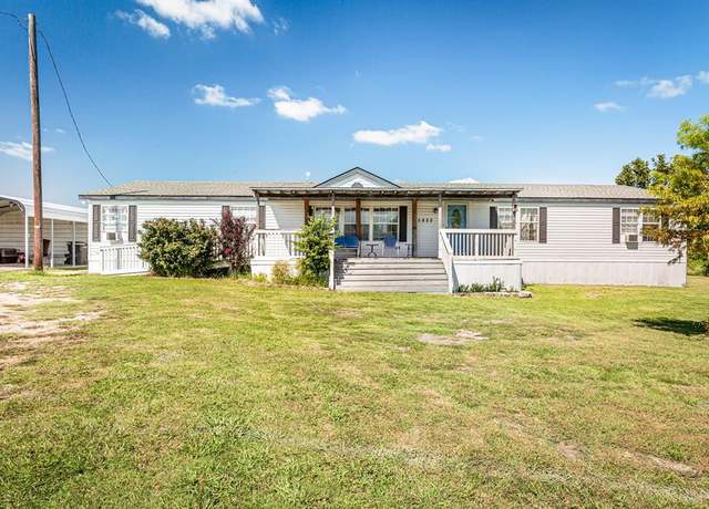 Property at 5822 County Road 593, Nevada, TX 75173, 4 beds, 2 baths