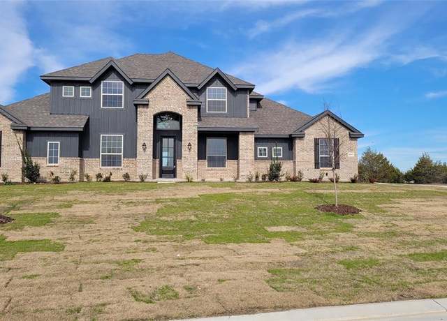 Property at 6831 Hayes Rd, Midlothian, TX 76065, 5 beds, 3 baths