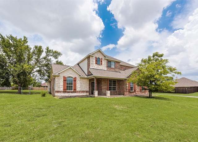 Property at 119 Valen Dr, Fate, TX 75189, 4 beds, 2.5 baths
